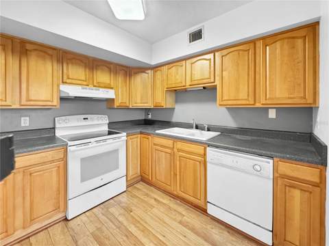 4300 58th Street #1915, Kenneth City FL - photo 12 of 18