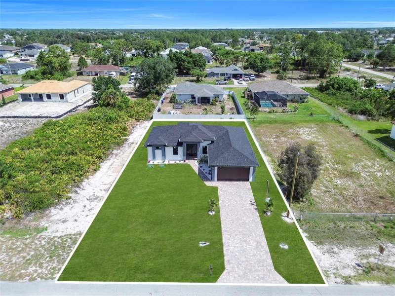 4 bedroom Single Family Residence at 2606 40th St Street, Lehigh Acres, Lehigh Acres — photo 3