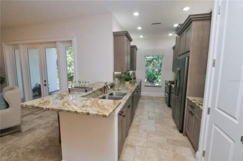 7730 Hidden Creek Loop #102, Lakewood Ranch FL - photo 8 of 44