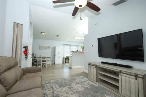 412 Horizon Drive, Winter Springs FL - photo 6 of 6