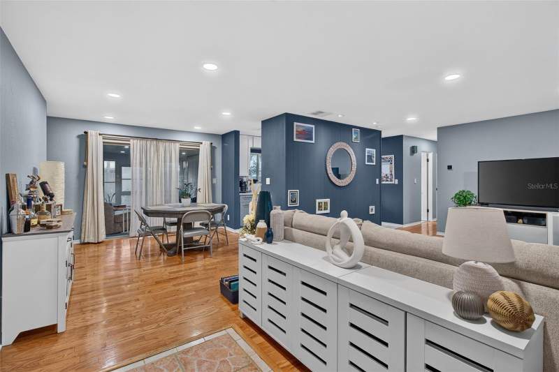 3 bedroom Single Family Residence at 11373 67TH AVENUE, RIDGEWOOD LAKES, SEMINOLE — photo 2