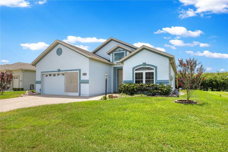 3 bedroom Single Family Residence at 10982 SE 169th Pl, Stonecrest, Summerfield — photo 2