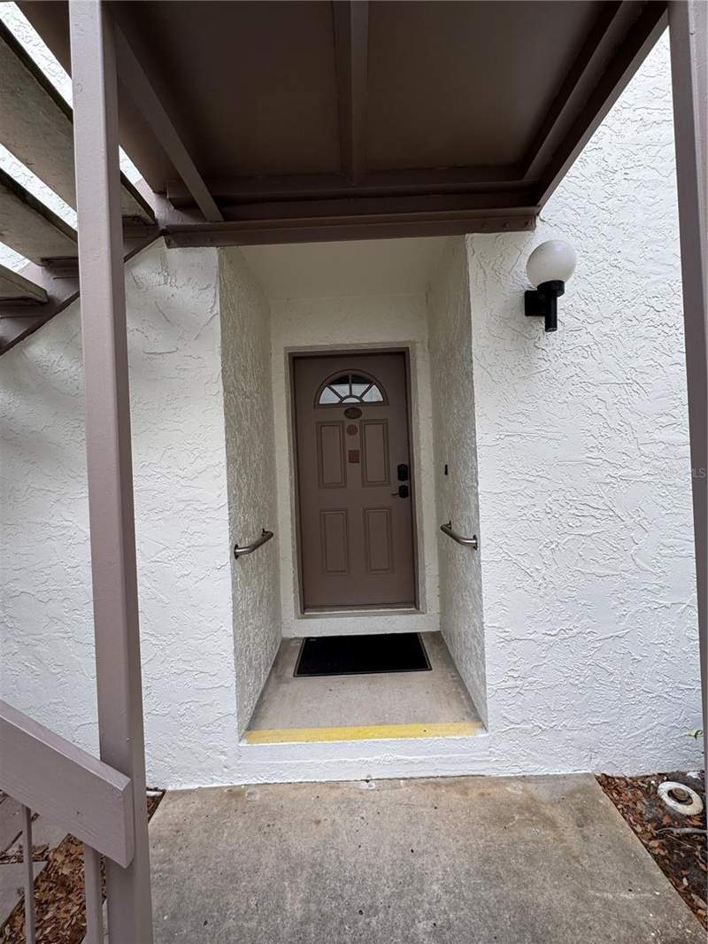 2 bedroom Condominium at 511 Longfellow Court #B, Yorktown At Beacon Place, Safety Harbor — photo 2