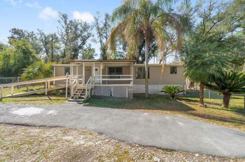16302 SE 57th Street, Ocklawaha FL - photo 6 of 6