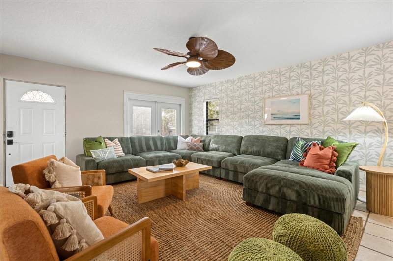 5 bedroom Single Family Residence at 2302 Bay Boulevard, Indian Beach Re-Revised 16th Add, Indian Rocks Beach — photo 4