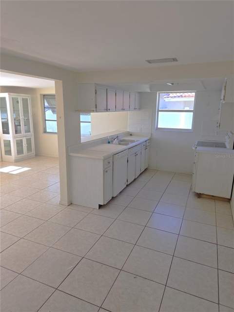 7212 Gulf Highlands Drive, Port Richey FL - photo 7 of 11