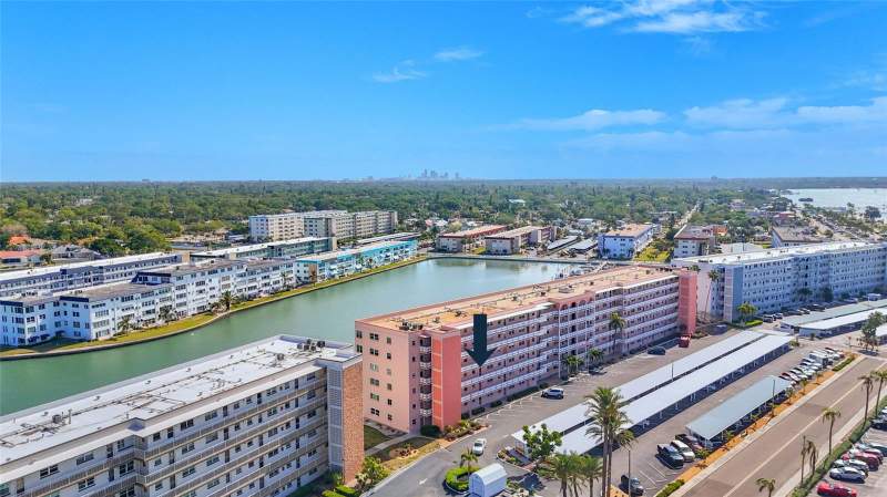 2 bedroom Condominium at 6025 Shore Boulevard #303, Town Shores Of Gulfport, Gulfport — photo 2