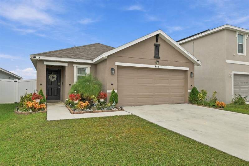 3 bedroom Single Family Residence at 588 Olive Conch Street, Shell Cove Ph 1, Ruskin — photo 2