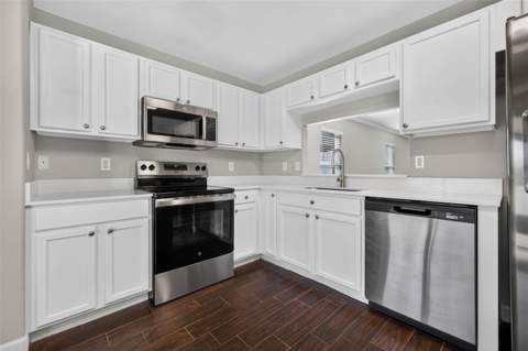 10629 Shady Preserve Drive, Riverview FL - photo 14 of 33
