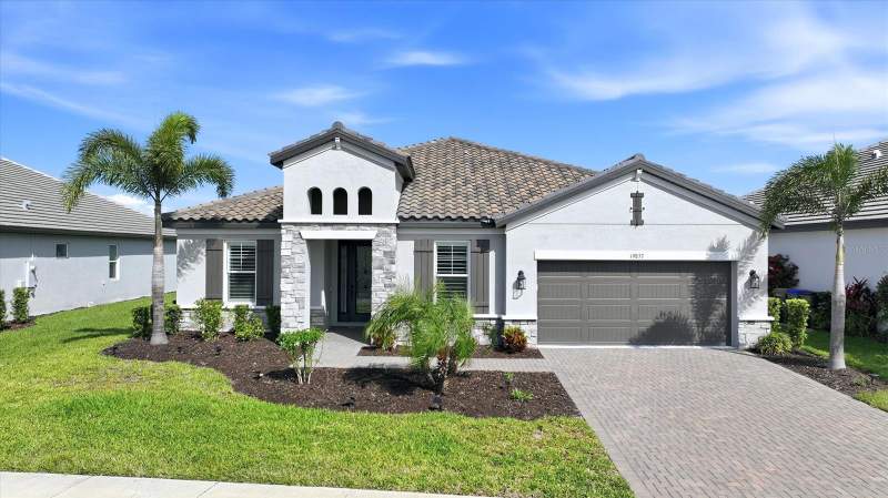 4 bedroom Single Family Residence at 19857 Montenero Way, Oasis/West Vlgs Ph 2, Venice — photo 2