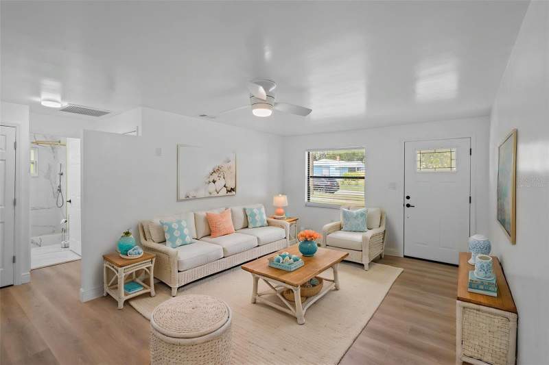 3 bedroom Single Family Residence at 1781 Apache Trail, Navajo Park Rev, Clearwater — photo 3