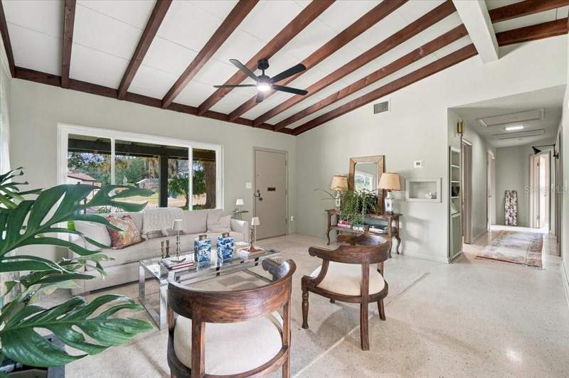 3 bedroom Single Family Residence at 1402 Phyllis Street, Sunshine Acres, Lakeland — photo 4