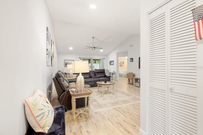 2 bedroom Villa at 2712 Bentley Drive, Village At Bentley Park, Palm Harbor — photo 4