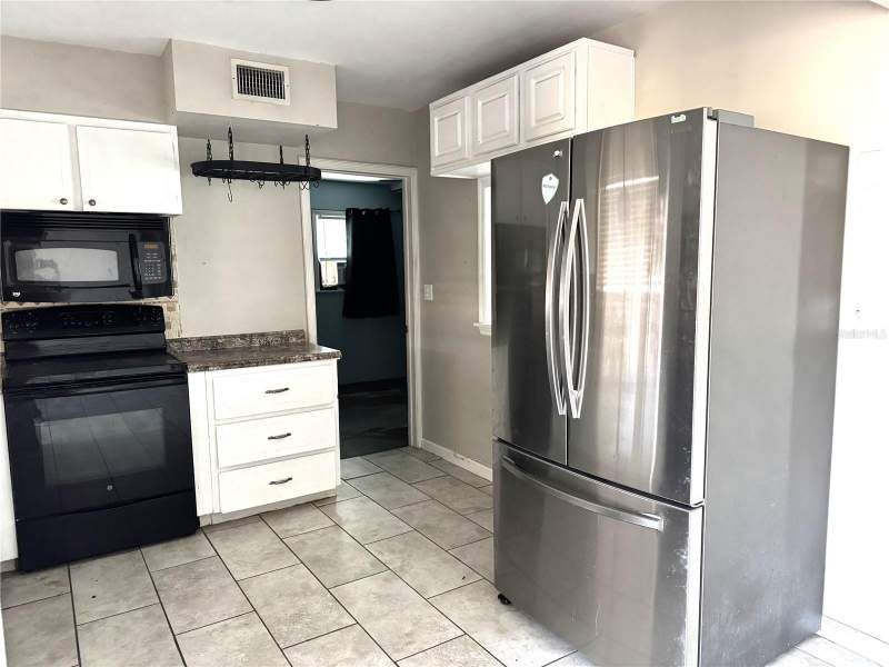 3 bedroom Single Family Residence at 9167 108th Street, Bay Ridge Estates 2nd Add, Seminole — photo 4