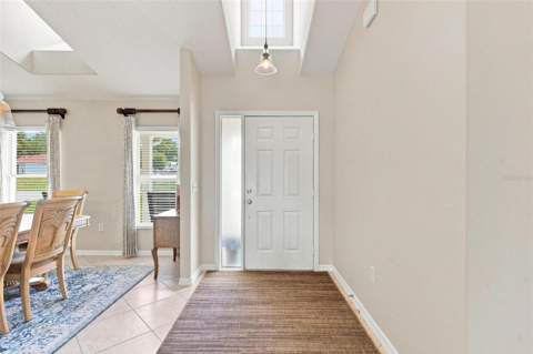 3716 Bayshore Circle, Tavares FL - photo 16 of 82