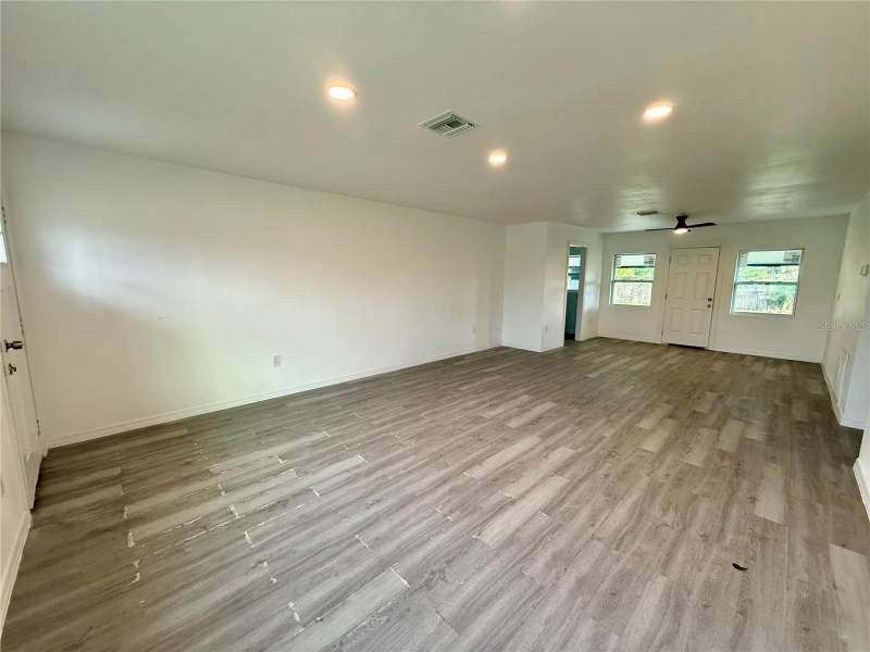 4 bedroom Single Family Residence at 701 ALFRED DRIVE, ALBERT LEE RIDGE ADD 03, ORLANDO — photo 5