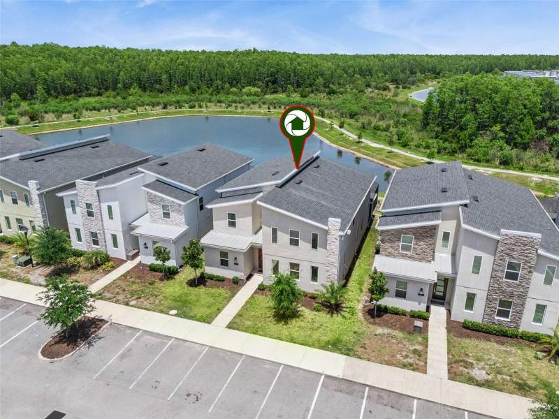 8 bedroom Single Family Residence at 2876 Simile Street, Cove At Storey Lake III, Kissimmee — photo 2