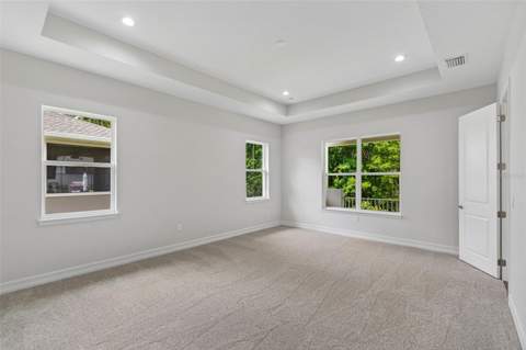 4881 Majestic Hills Loop, Brooksville FL - photo 17 of 65
