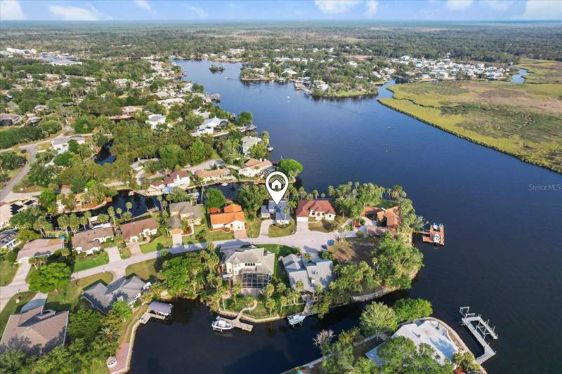 5259 S STETSON POINT DRIVE home for sale in Riverhaven Village