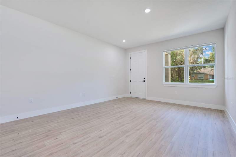 4 bedroom Single Family Residence at 427 E 13th Street, Hackney Prop, Apopka — photo 5