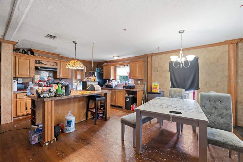 4 bedroom Manufactured Home at 39522 River Road, Auton Woods Replat Unit One, Dade City — photo 5