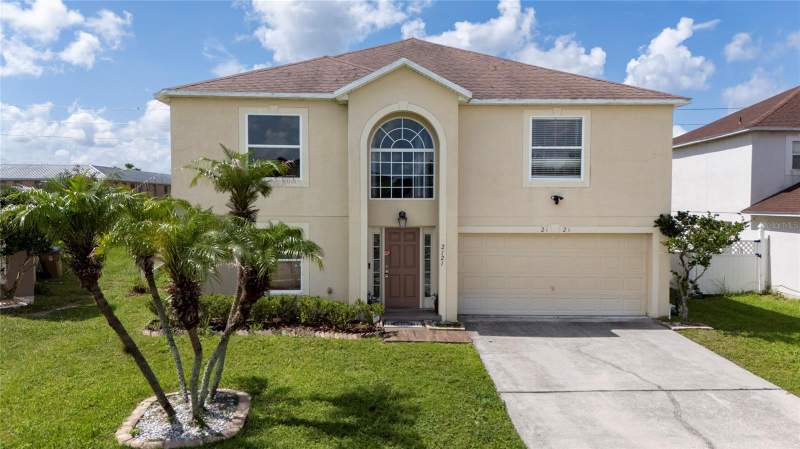 4 bedroom Single Family Residence at 2121 Blackstone Landing Drive, Blackstone Landing Ph 1, Kissimmee — photo 4