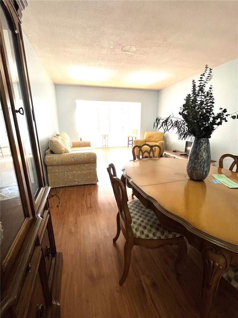1 bedroom Condominium at 8651 10TH STREET #210, BARCLEY ESTATES, ST PETERSBURG — photo 5