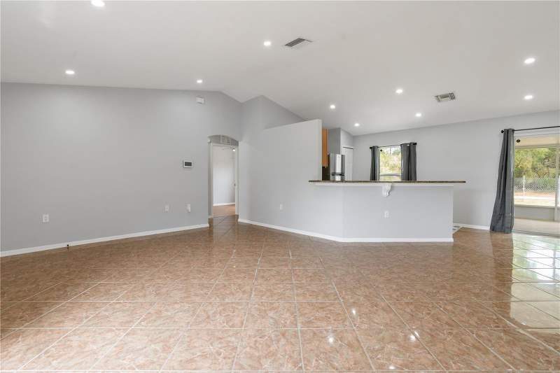 3 bedroom Single Family Residence at 17168 SW 39th Circle, Marion Oaks Un 06, Ocala — photo 5