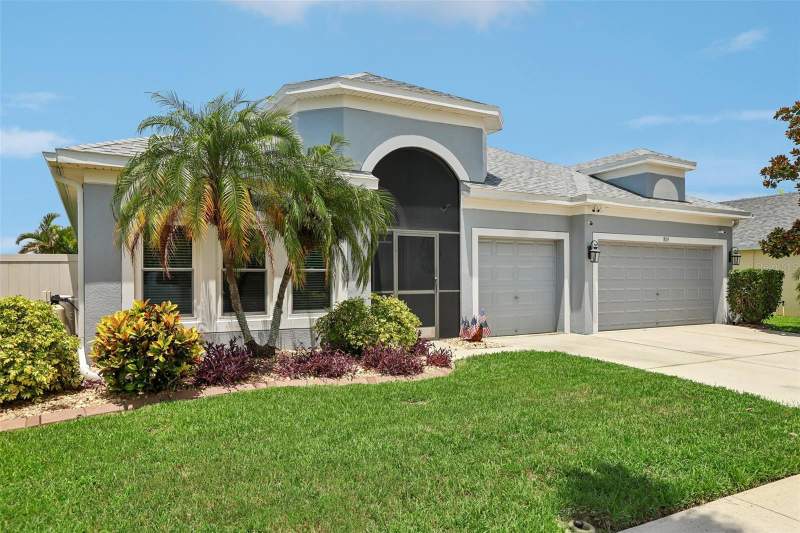 4 bedroom Single Family Residence at 809 Seminole Sky Drive, Bahia Lakes Phase 2, Ruskin — photo 4