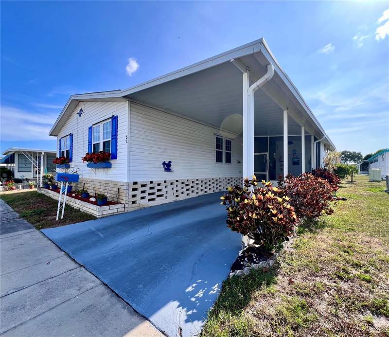 3 bedroom Manufactured Home at 51 Pindo Palm Street, Palm Hill Mobile Home Park Unrec, Largo — photo 4
