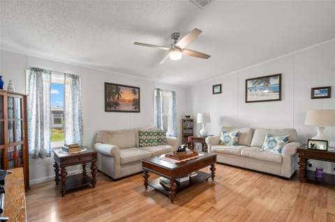 116 Mount Isle Avenue #116, St Petersburg FL - photo 9 of 36
