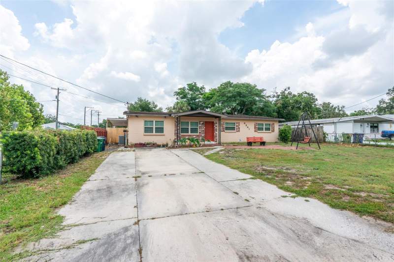 3 bedroom Single Family Residence at 9241 N 52nd Street, Shaver Weisser Homes Subdivisi, Tampa — photo 3