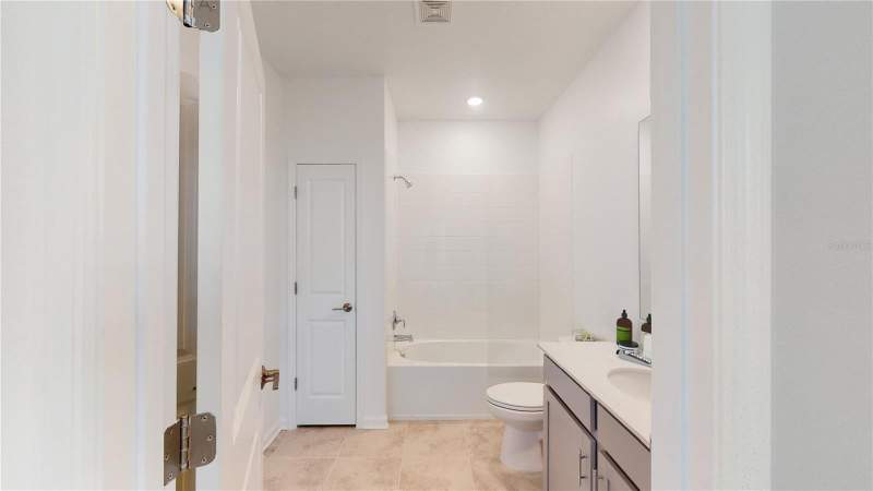 3 bedroom Single Family Residence at 5694 Kettlebell Alley, Wellness Way 32S, Clermont — photo 5