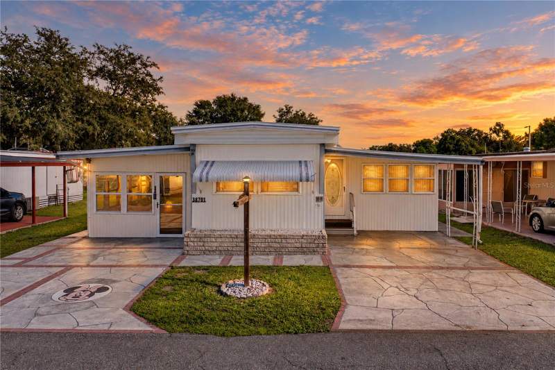 3 bedroom Mobile Home at 38701 Remora Avenue, Sleepy Hollow Mobile Estates, Zephyrhills — photo 1