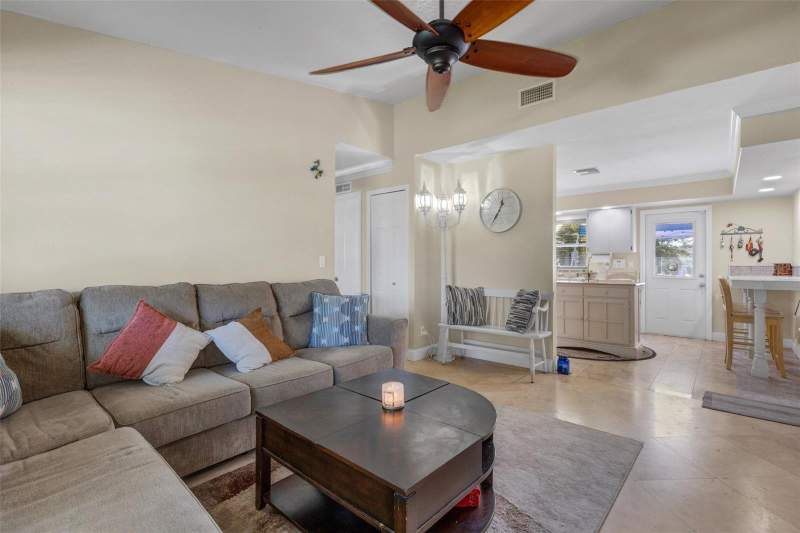 3 bedroom Single Family Residence at 4260 53rd Avenue, Lellman Heights 5th Sec, St Petersburg — photo 5