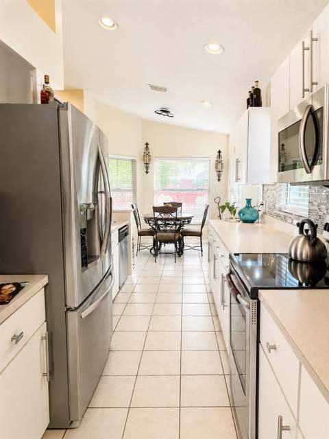 9708 White Barn Way, Riverview FL - photo 6 of 6