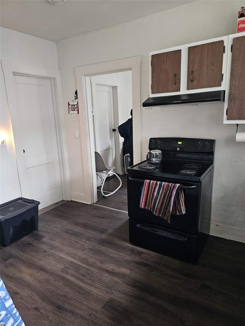 2 bedroom Single Family Residence at 623 NE 8th Avenue, Smith & Daughertys Add, Ocala — photo 4