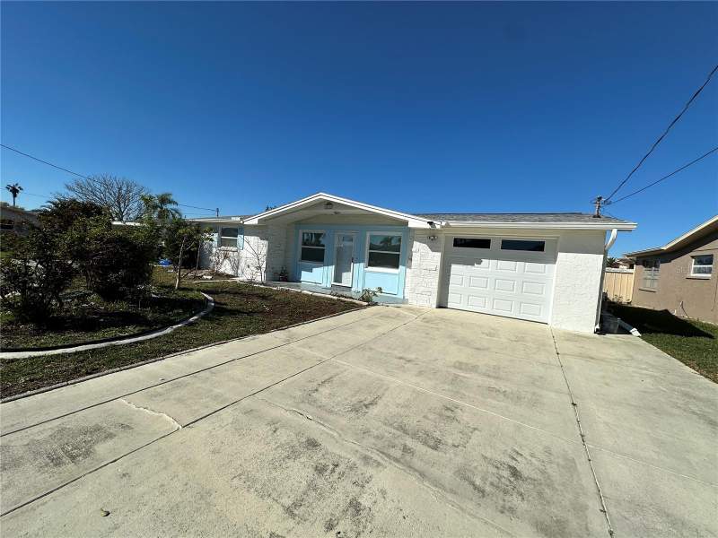 12613 4TH ISLE home for sale in Leisure Beach