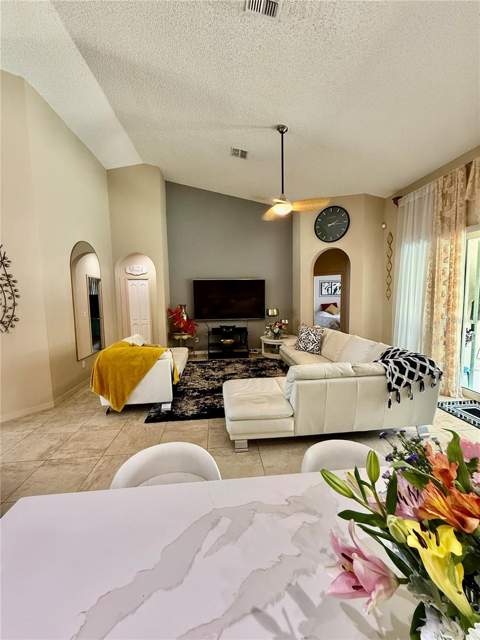 1748 Florence Vista Boulevard, Orlando FL - photo 6 of 6