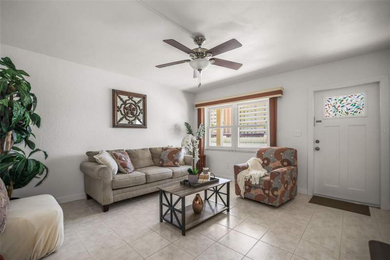 1 bedroom Condominium at 4565 Duhme Road #102, Madrigal Apts Unit 1 Condo, St Petersburg — photo 3