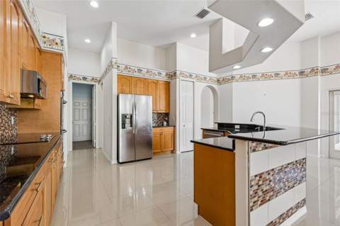 18107 Emerald Bay Street, Tampa FL - photo 21 of 57
