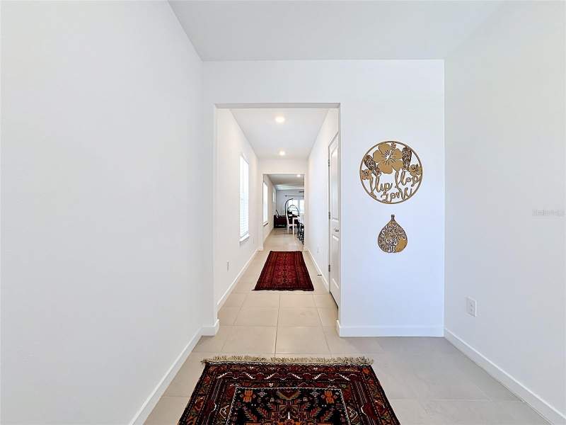 3 bedroom Single Family Residence at 6080 Jensen View Avenue, Waterset Wolf Creek Ph G1 And 30th St Ph G1, Apollo Beach — photo 5