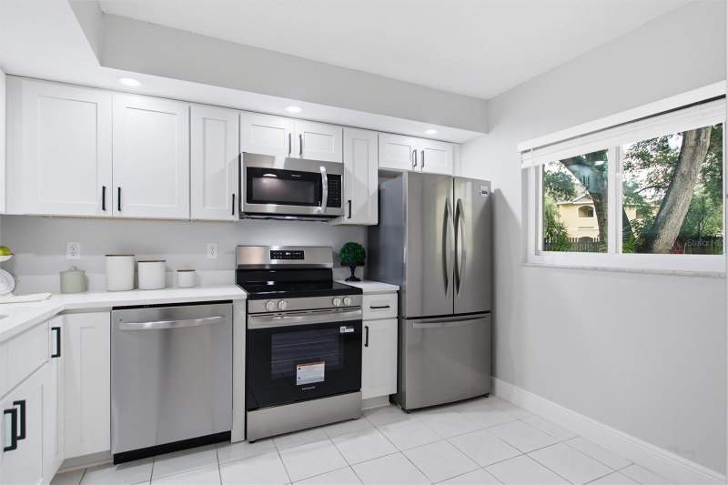 2 bedroom Condominium at 1241 S Martin Luther King Jr Avenue #104, Sunshine Terrace Condo, Clearwater — photo 4