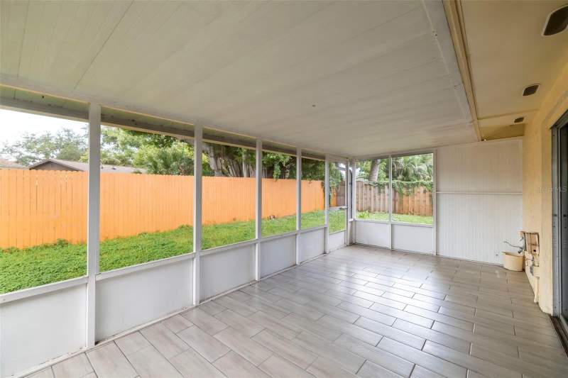 3 bedroom Single Family Residence at 3905 Sandpointe Drive, Sandpointe 3rd Add, Bradenton — photo 4