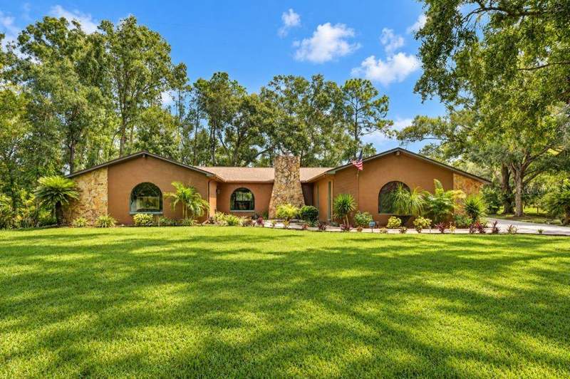 3 bedroom Single Family Residence at 6916 Copperfield Drive, Oak Ridge, New Port Richey — photo 2
