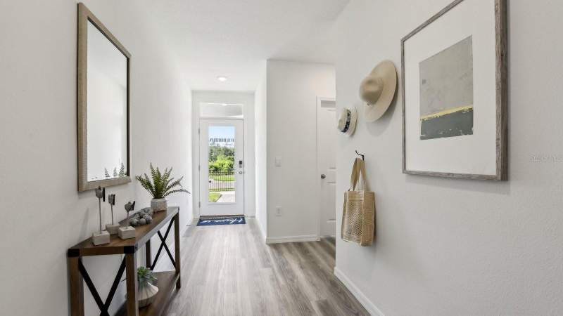 3 bedroom Single Family Residence at 1108 Spotted Egret Place, Ruskin Reserve, Ruskin — photo 2