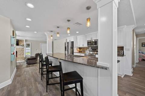 4710 W Trilby Avenue, Tampa FL - photo 12 of 65