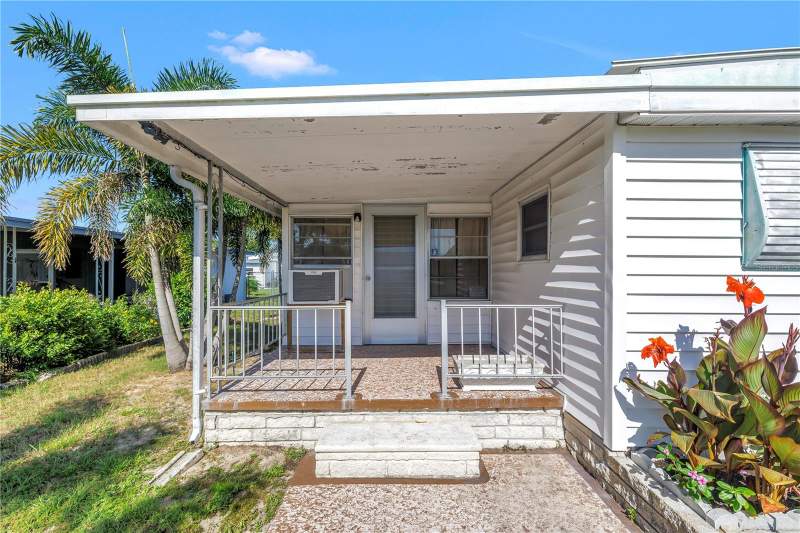2 bedroom Mobile Home at 2439 SANTIAGO DRIVE, BUENA VISTA MANOR, HOLIDAY — photo 4