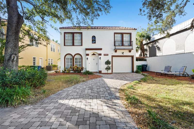 3 bedroom Single Family Residence at 3710 W Leona Street, Gardenia Sub, Tampa — photo 2