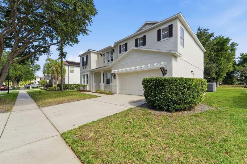 5 bedroom Single Family Residence at 10143 Malpas Point, Eagle Creek, Orlando — photo 3
